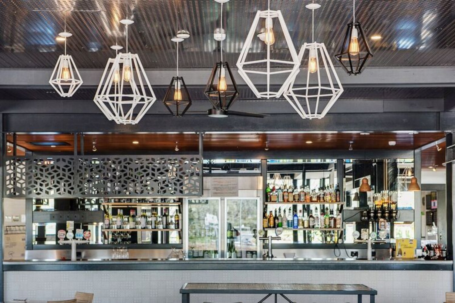 Michael-Kregar-Commercial-Builder-Berri-Hotel-Bar-Design.jpeg
