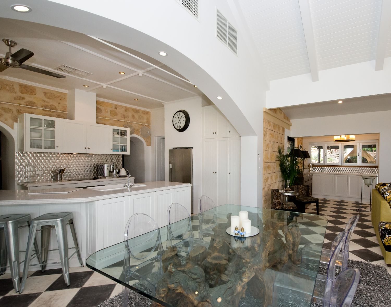 Michael-Kregar-Renovations-Caudo-Vineyard-Kitchen-Dining.jpeg