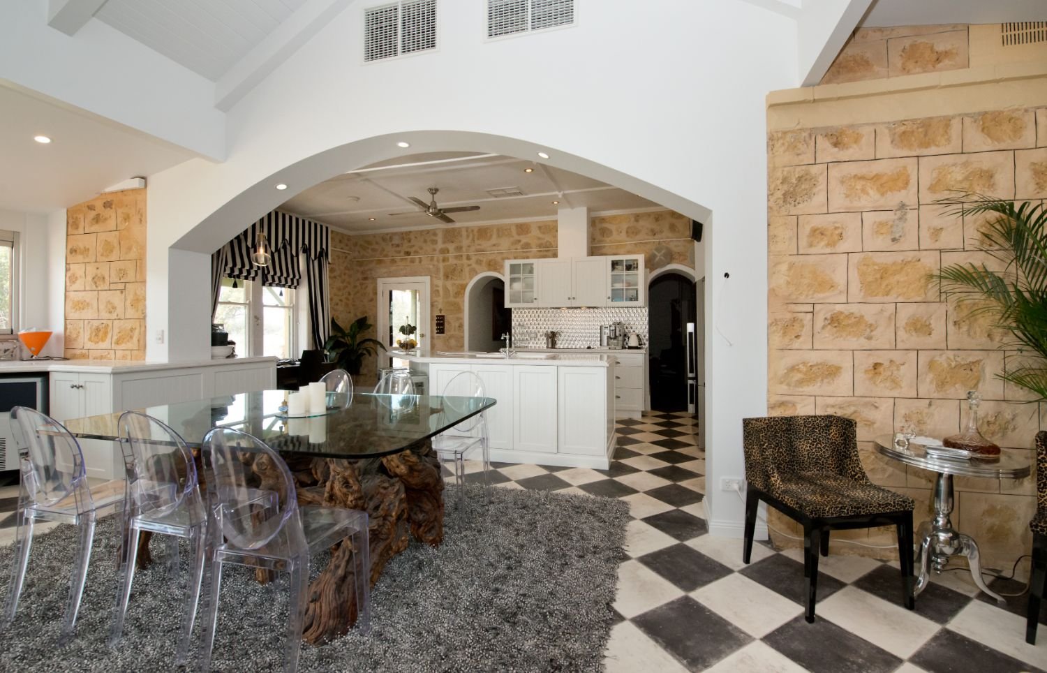 Michael-Kregar-Renovations-Caudo-Vineyard-Entertaining-Area.jpeg
