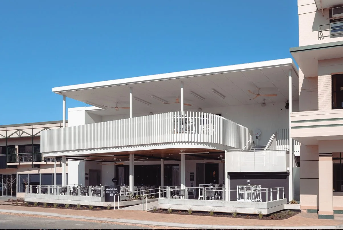  Hospitality + Tourism + Interiors  Hotel Renmark (Commercial)