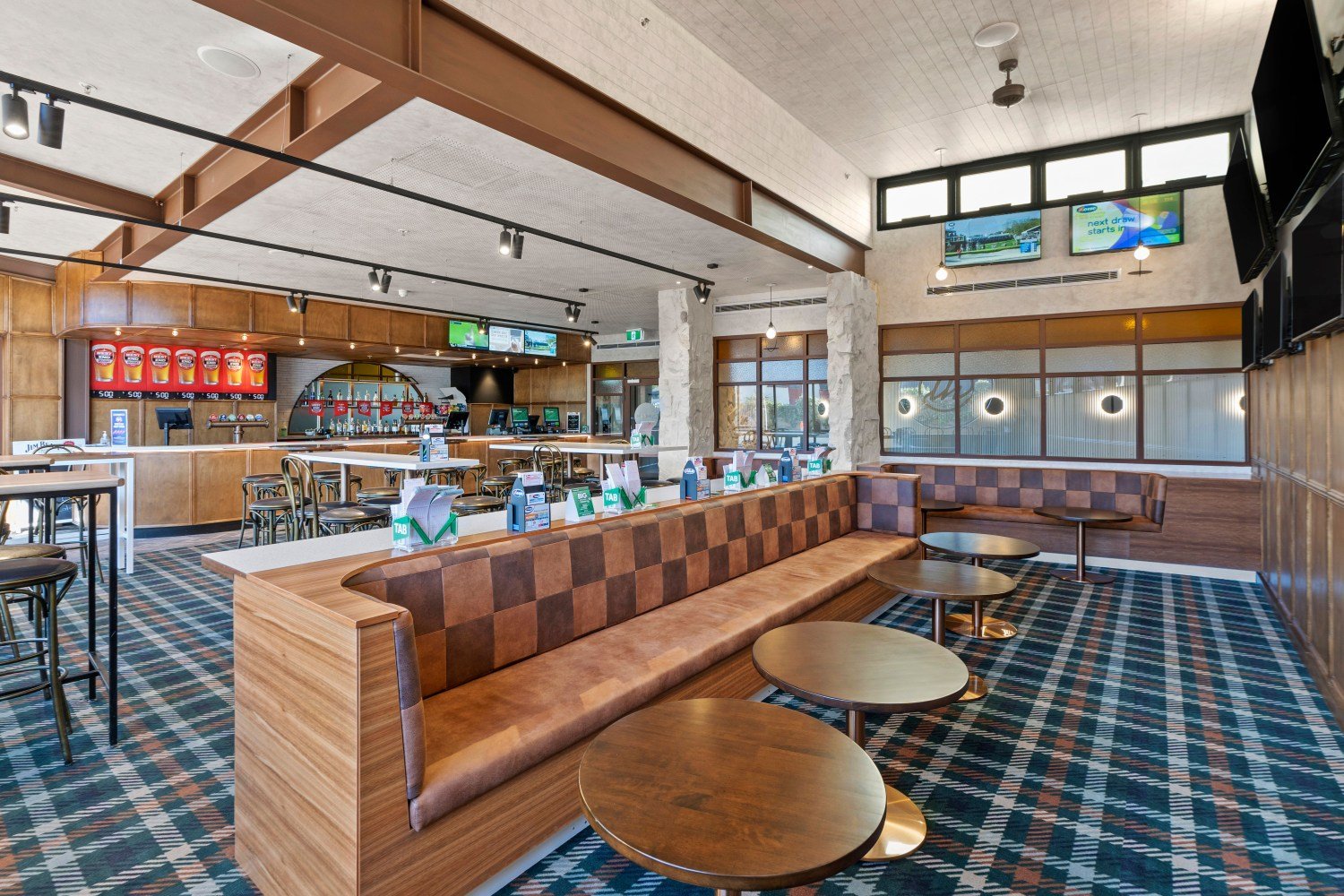Michael-Kregar-Commercial-Builder-Loxton-Hotel-Interior.jpeg