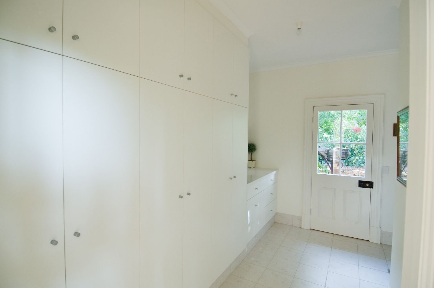 Michael-Kregar-Renovations-Walteela-Laundry.jpeg