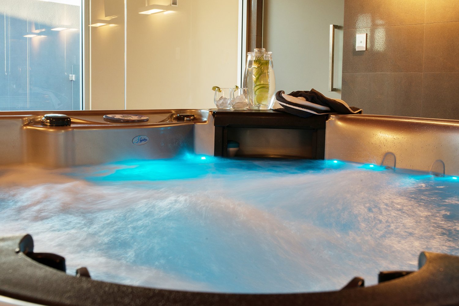 Michael-Kregar-Home-Builds-The-Frames-Spa.jpeg