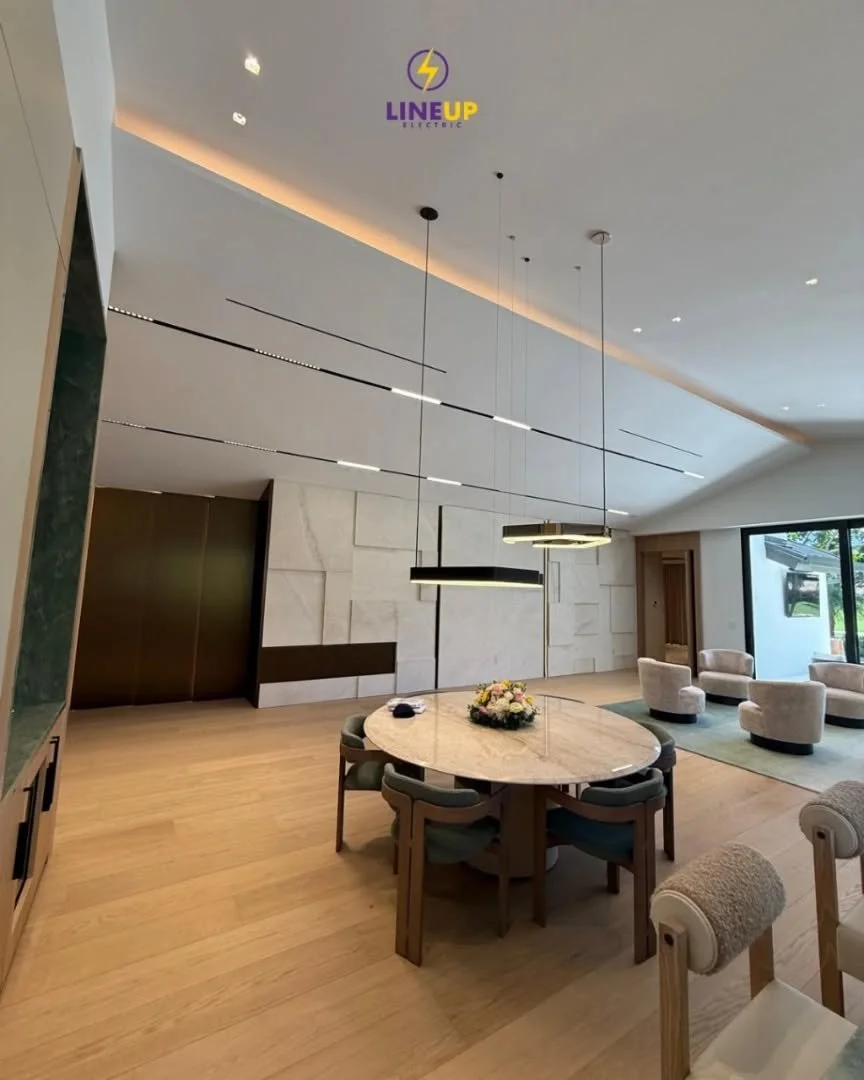 β¨ Lighting that transforms spaces.
Every detail designed to bring harmony, warmth, and sophistication to your environment. π‘
Trust LineUp Electric to make your project shine! β‘
#LightingDesign #ModernLighting #LineUpElectric #InteriorDesign #LightA
