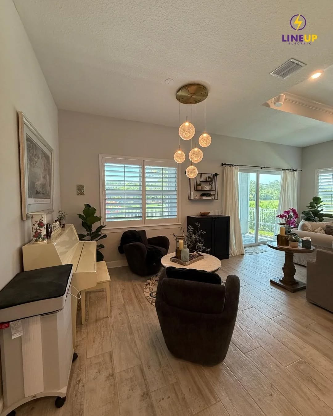 Lighting that transforms spaces ✨
The right lighting design doesn&rsquo;t just brighten a room &mdash; it creates warmth, comfort, and style. Every detail matters when it comes to making your home feel complete.

#LightingDesign #HomeLighting #Interi