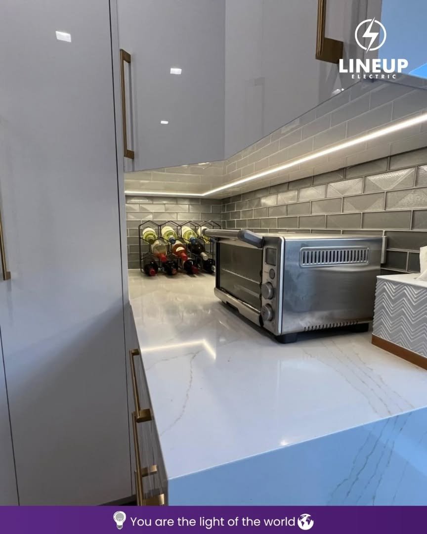 Lighting makes all the difference ✨
A well-designed space isn&rsquo;t just about furniture &mdash; it&rsquo;s about how light transforms every detail, bringing comfort, elegance, and functionality to your home.

From subtle LED strips to perfect fini