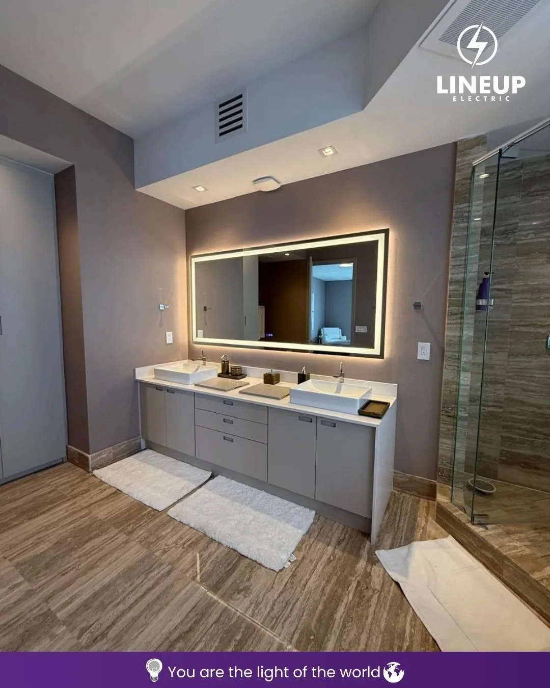 ✨ Lighting transforms spaces, bringing elegance, comfort and sophistication to every detail. 💡

A well-designed lighting project makes the environment more functional, cozy and visually stunning. From mirrors to decorative lighting, every point crea