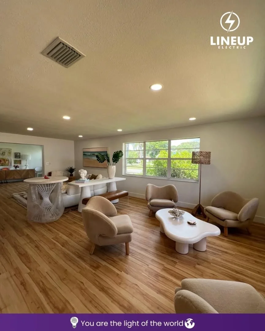 ✨ Great lighting transforms every space into something warm, modern, and welcoming. Quality electrical work brings comfort, safety, and elegance to your home while highlighting every detail of your design. 💡🏡

Trust professionals who brighten your 