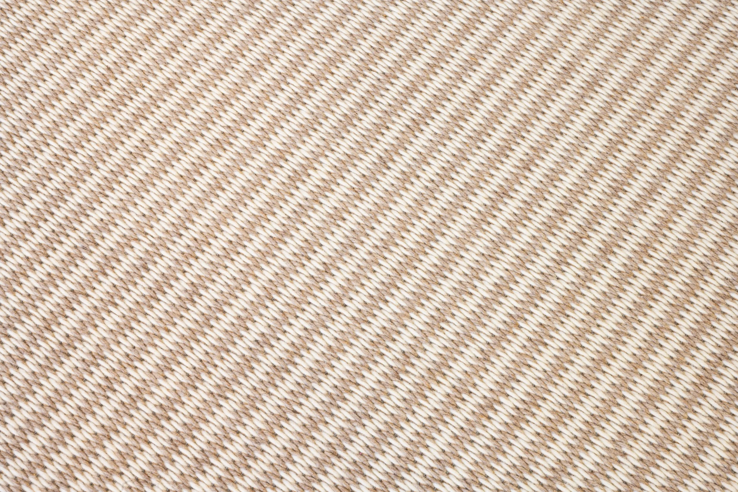 HOLSTON_Oatmilk_Room setting 2.jpg