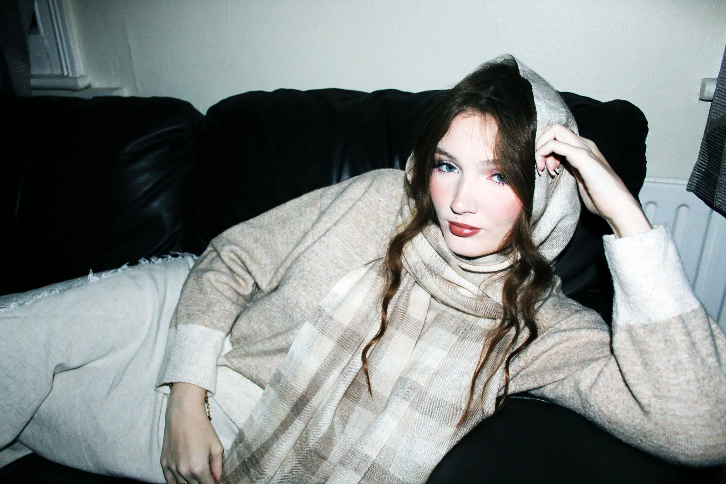 IMG_2061 copy.jpg colour.jpg