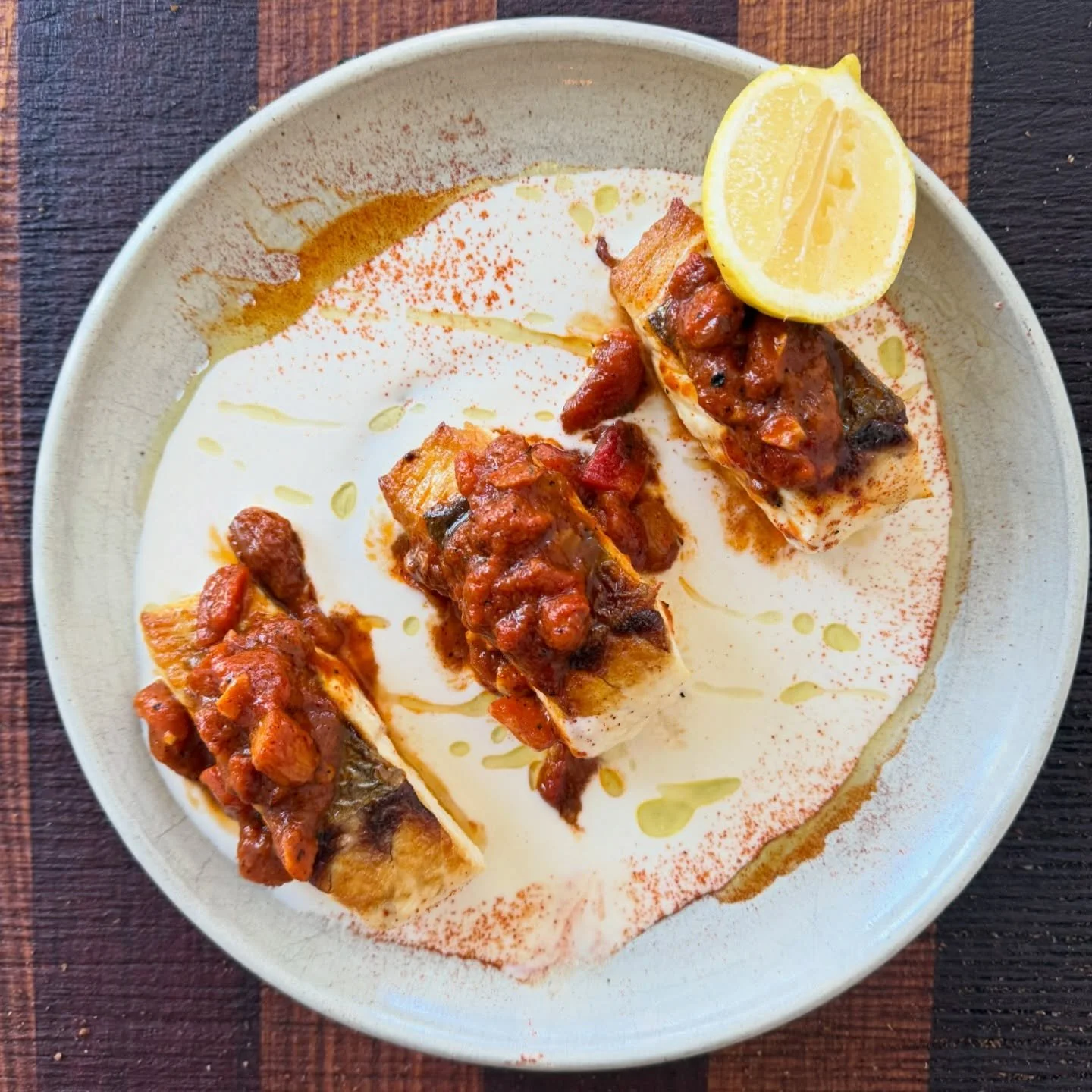 🐟 🇪🇸 
.
.
pan roasted limestone coast snapper 
white almond gazpacho 
smoked romesco 
vinagre de jerez 
.
.
SA GREAT