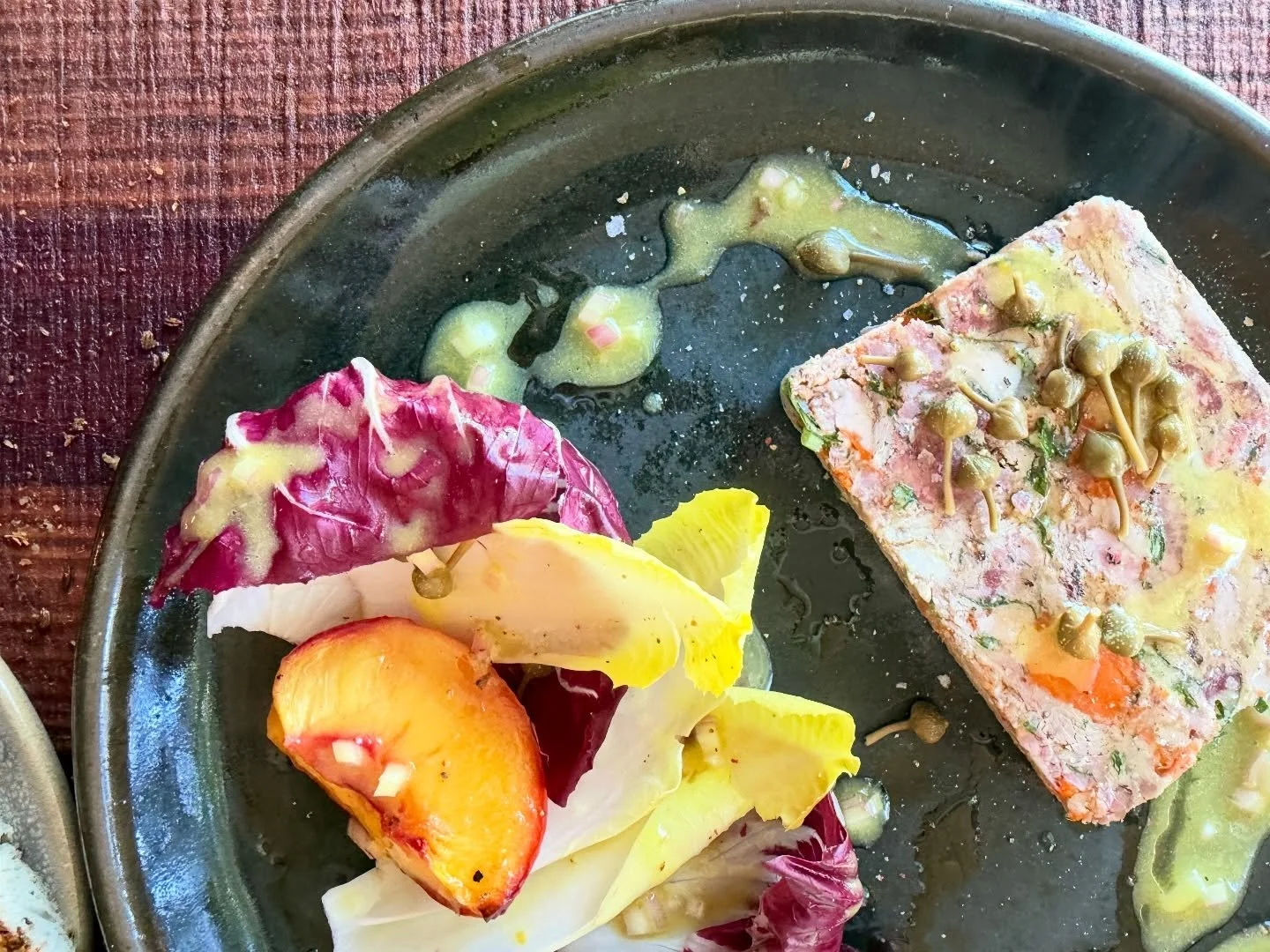 Late summer terrine 🍑 
.
country style Barossa duck and cotechini terrine
roasted peach salad + @anandaorganic capers 
roasted garlic + mustard mignonette 
house made fennel + oregano focaccia 
quatre &eacute;pices 
.
#summer