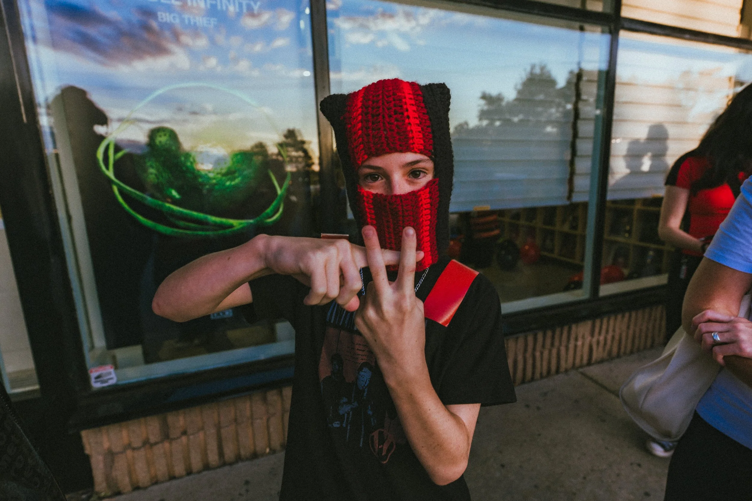 Le Noise Listening Party