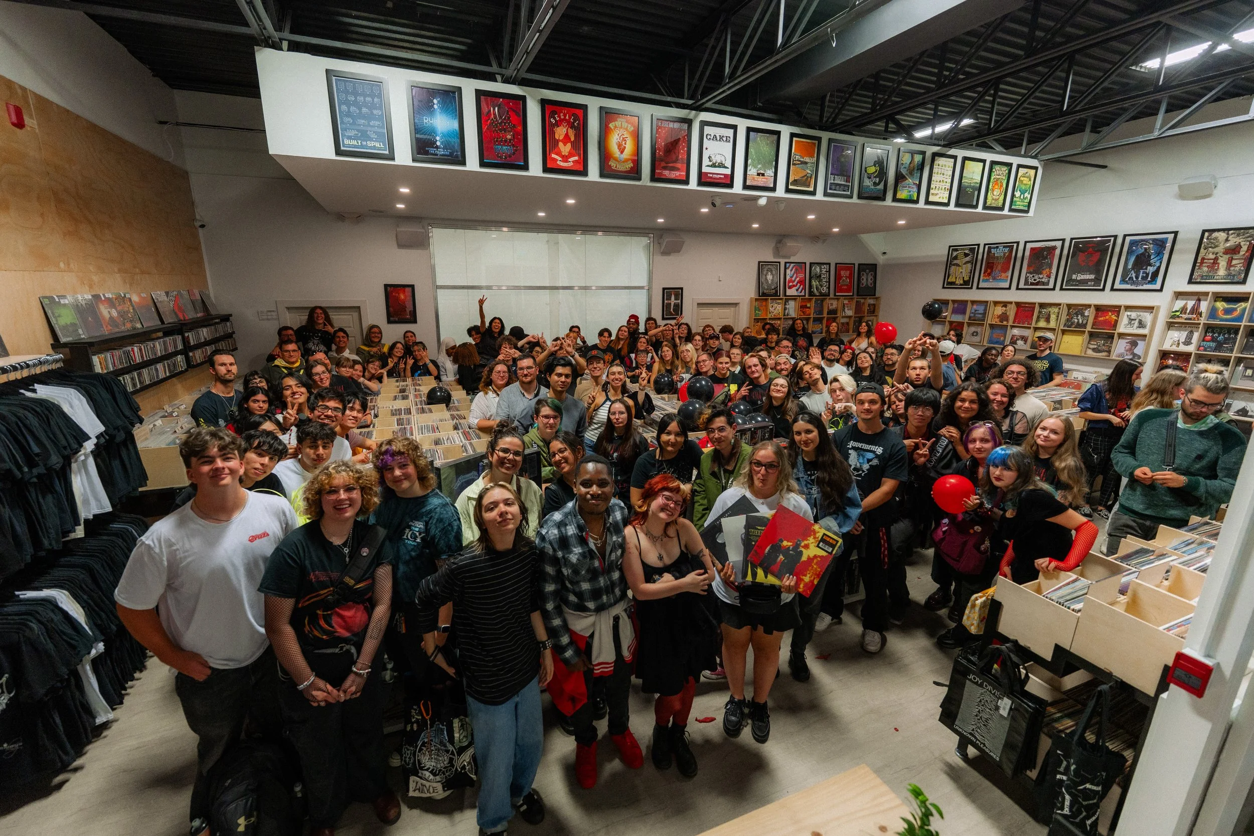 Le Noise Listening Party