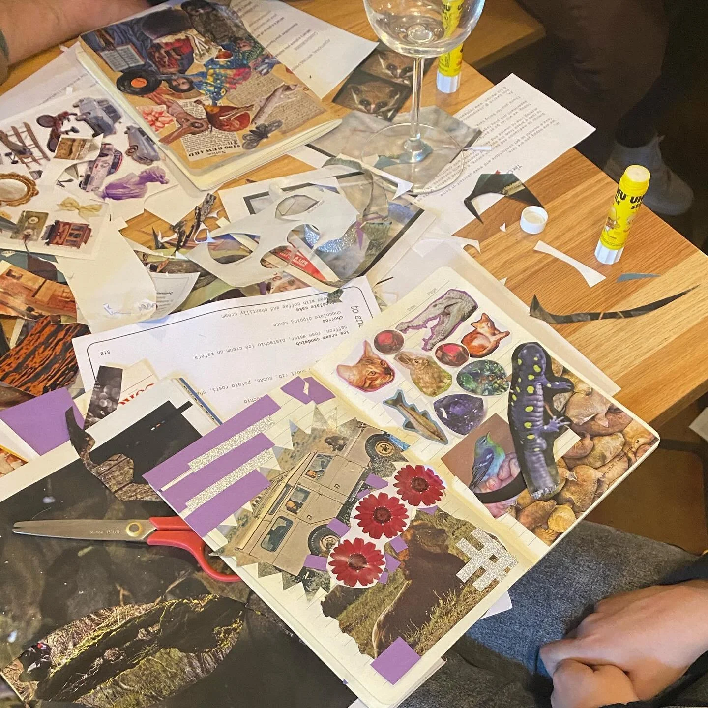 The creative magic and mess of collaging. 😁
Join us this Sunday for a cozy collage night in Venice. Perfect friend-date plan!

Wine, nibbles, and art materials included. Tix link in bio