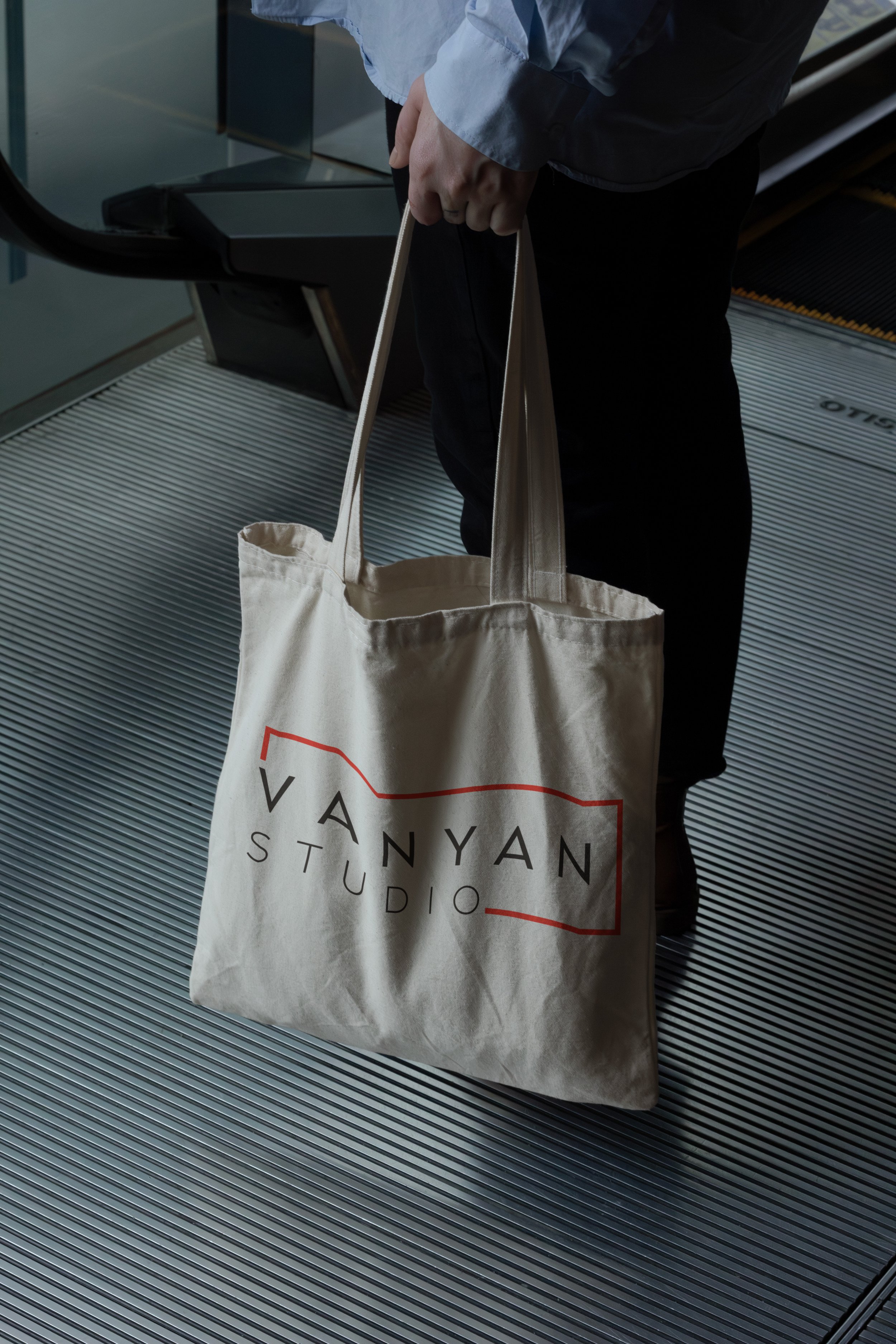 ToteBag-Mockup.jpg