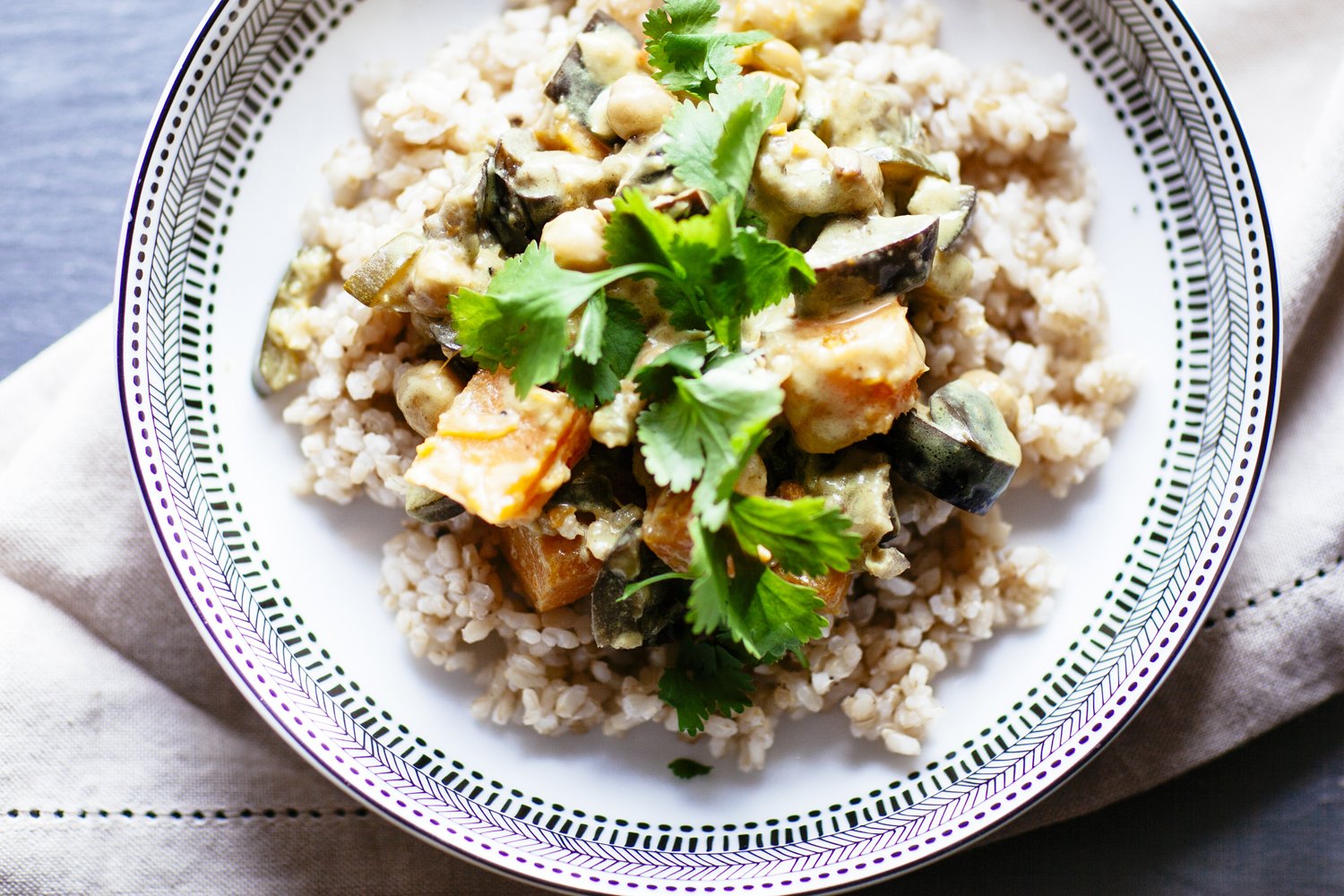Coconut Thai Curry With Chickpeas (Vegan)