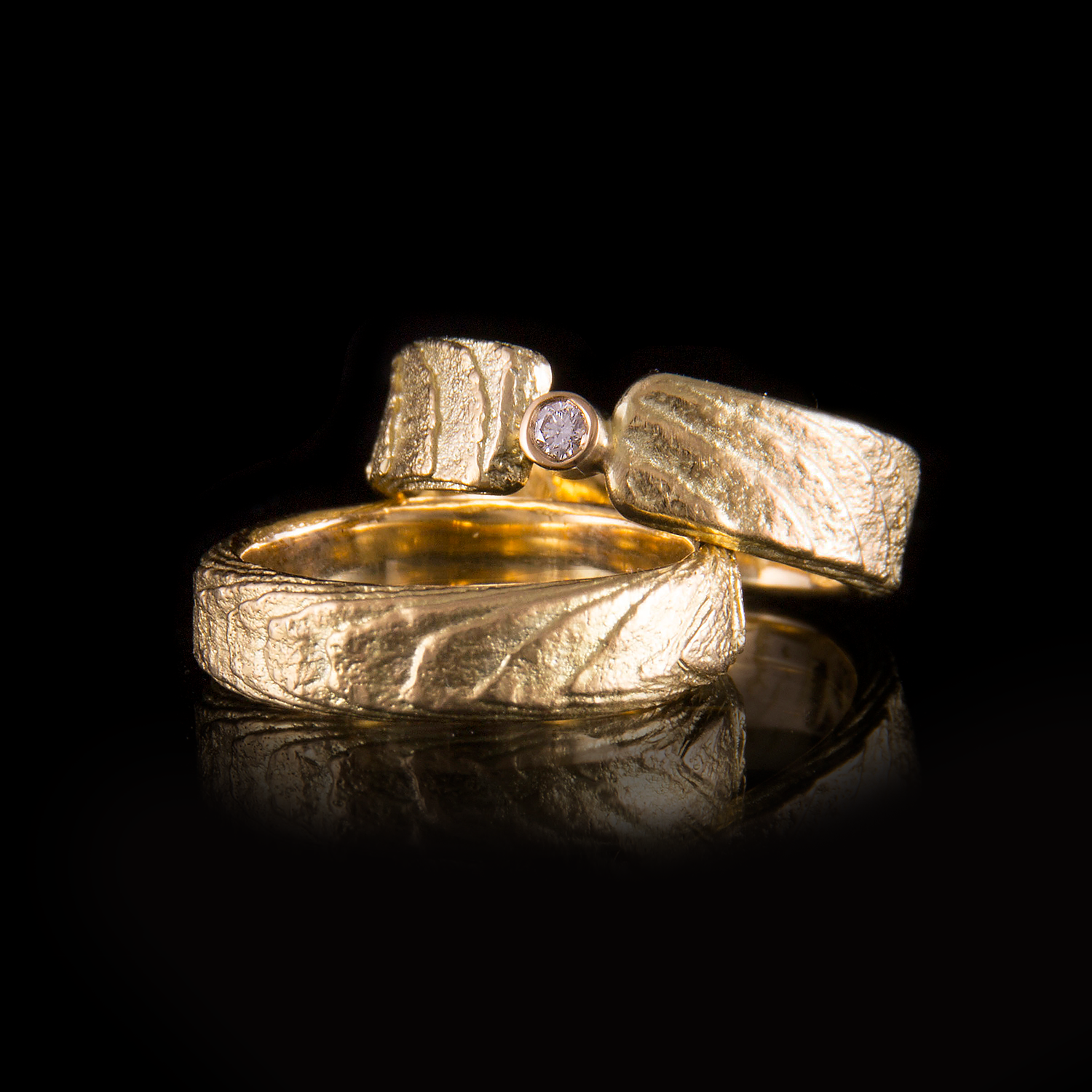 Sepia_WeddingBand_Au.png