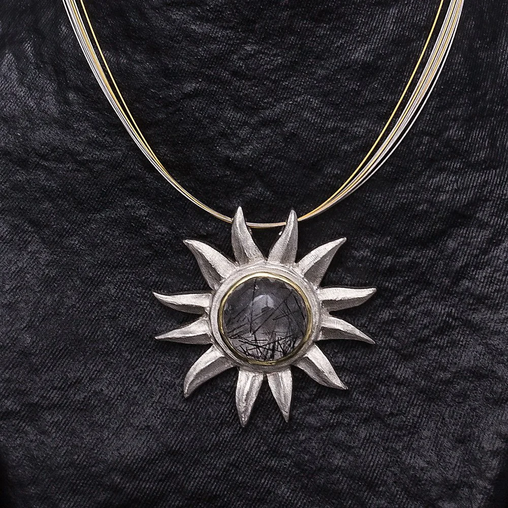 Sun Bicolor Pendant with Quartz
