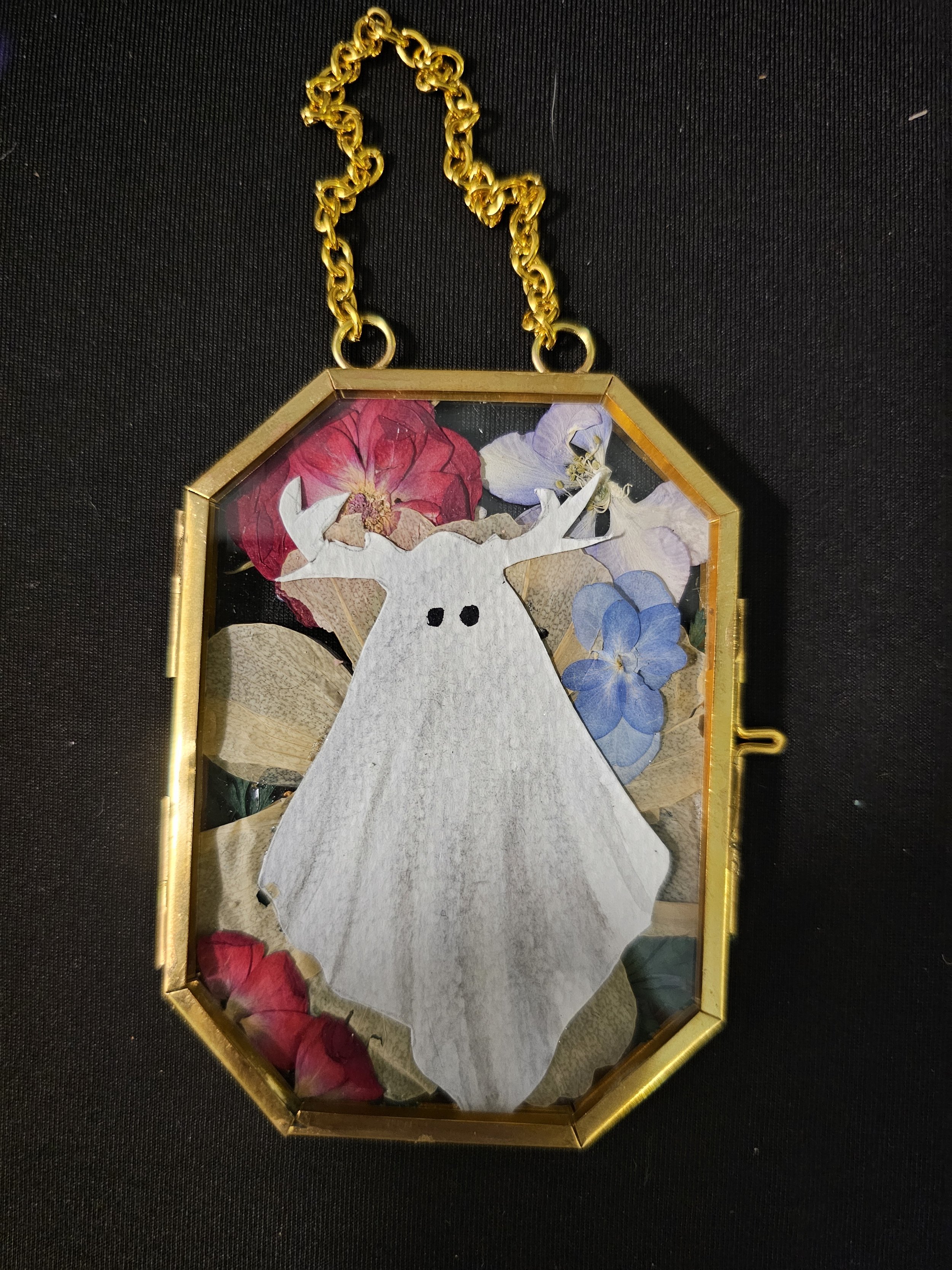 Deer Ghost - small red/blue