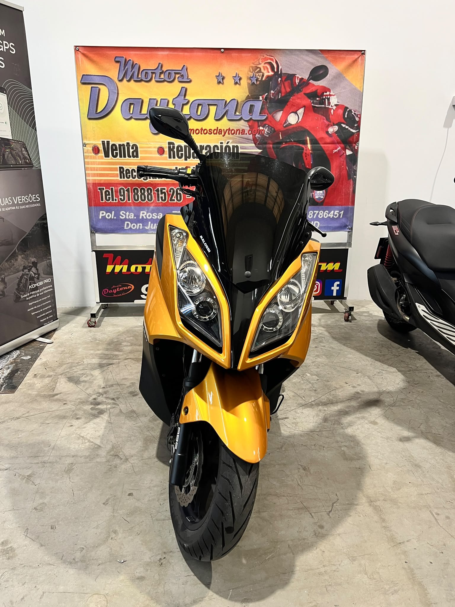 Kymco Superdink 125 13.jpeg