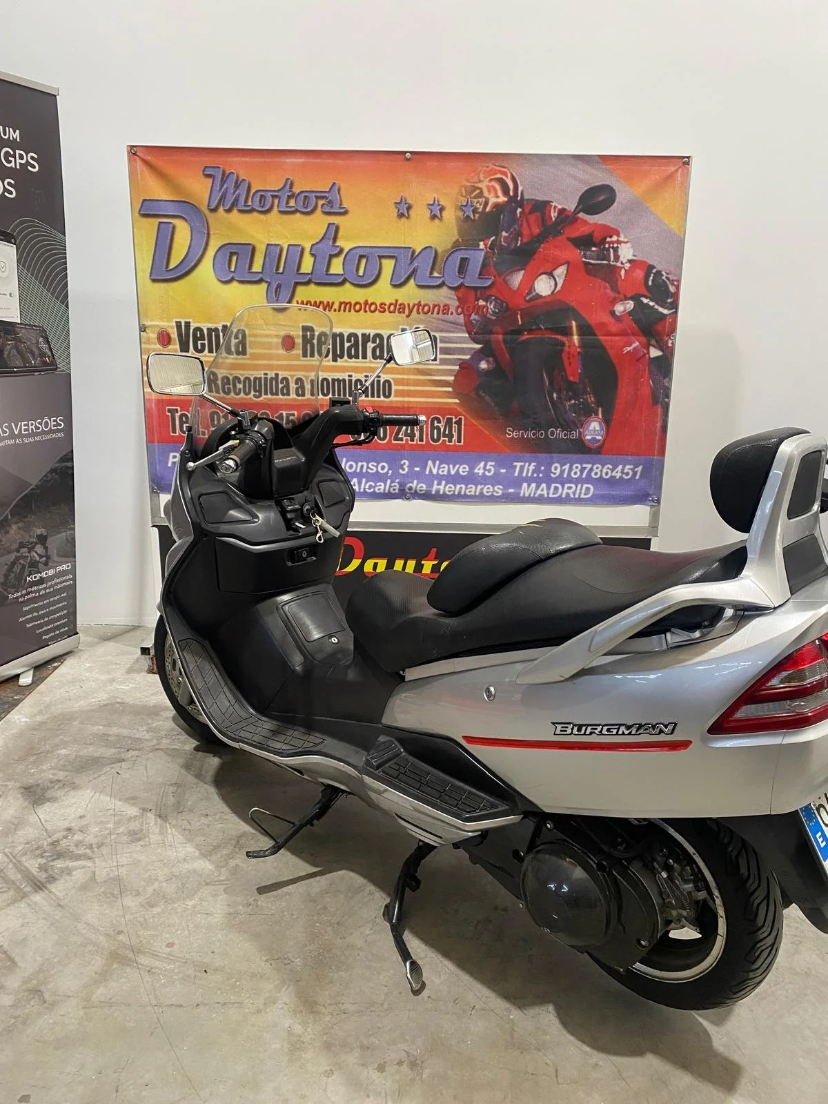 Burgman 400 04.jpeg