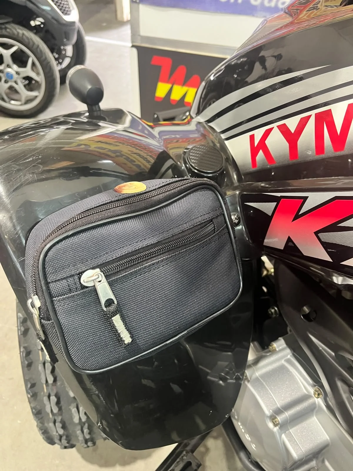 Kymco 250 05.jpeg