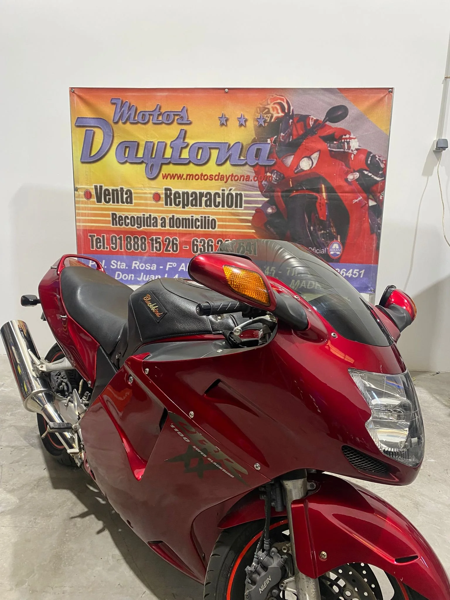 CBR 1100  XX 06.jpeg
