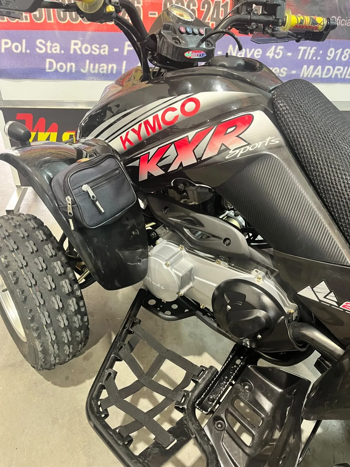 Kymco 250 06.jpeg