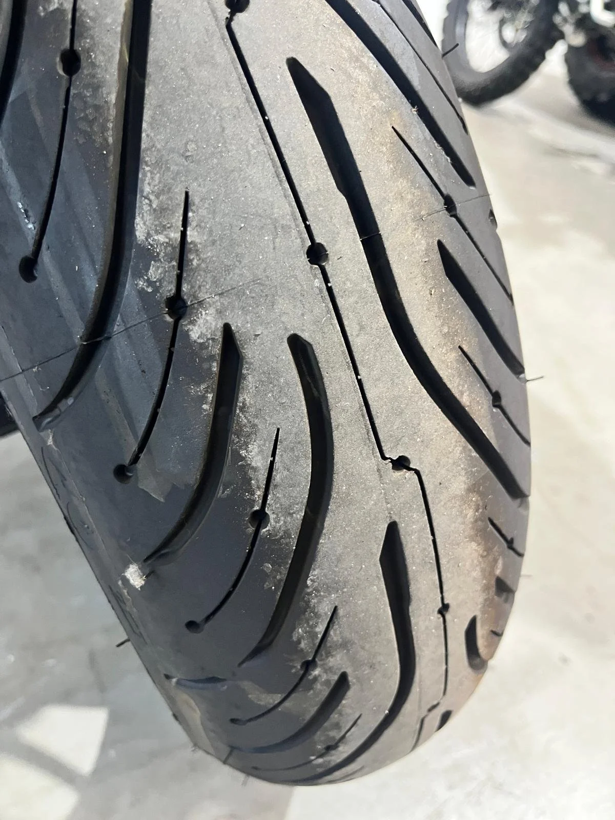 F800R 04.jpeg