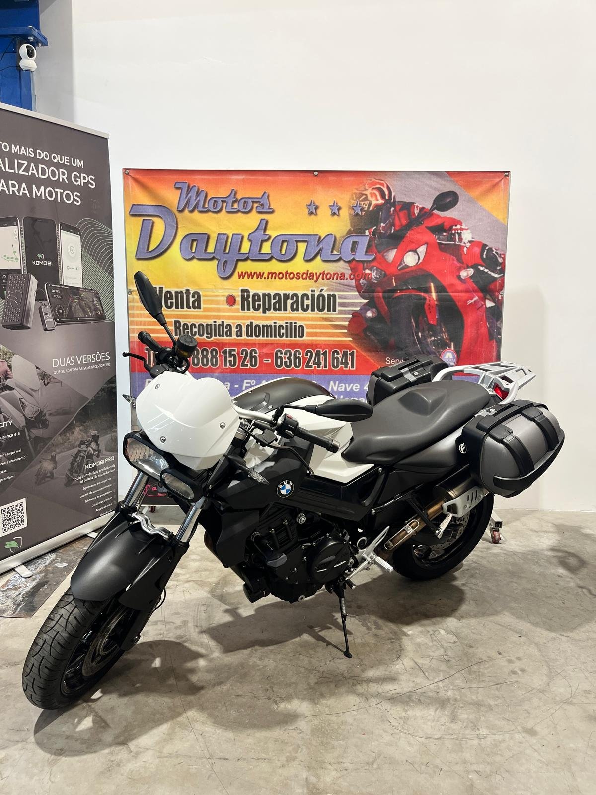 F800R 00.jpeg