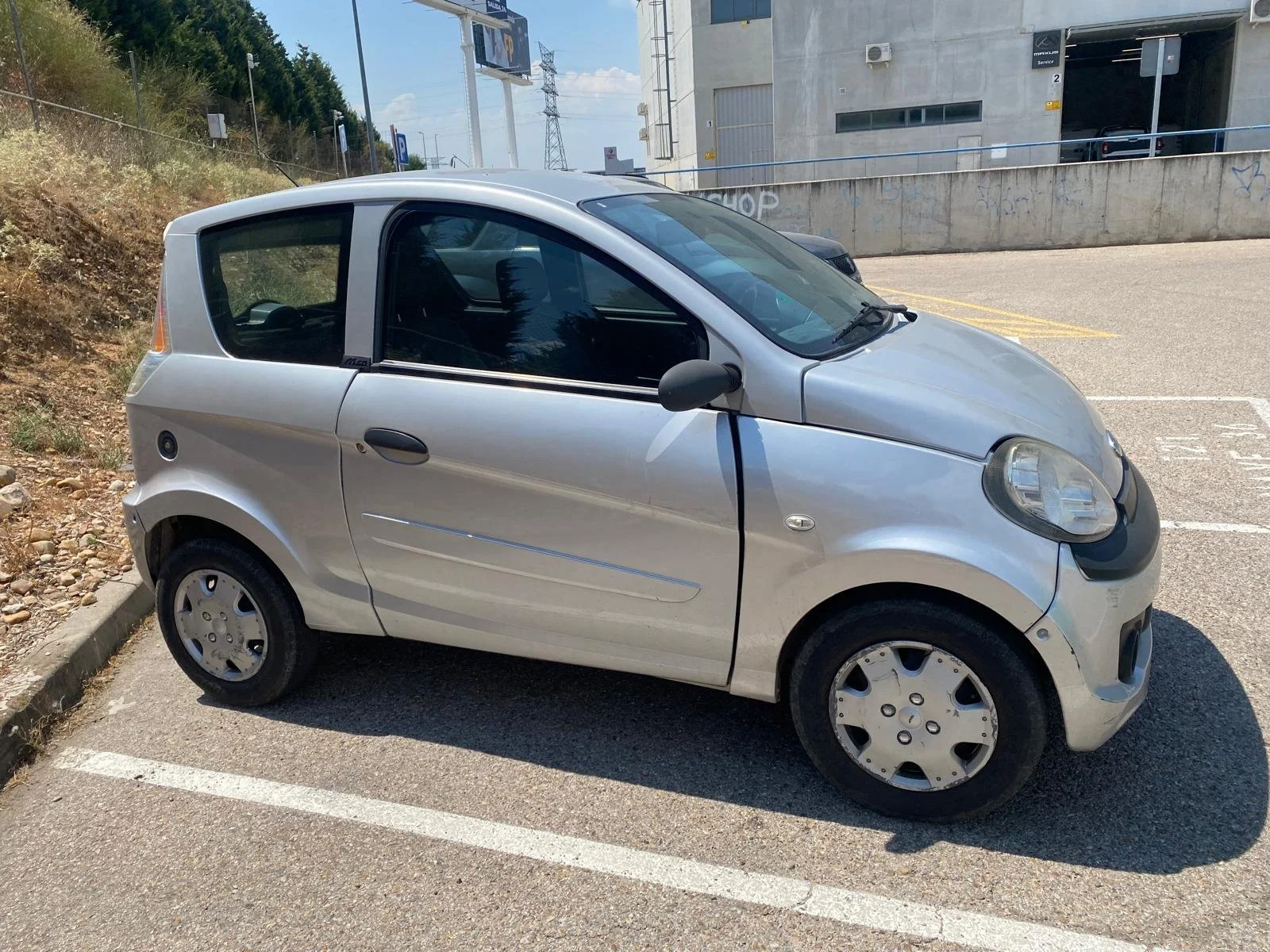 Microcar 04.jpeg