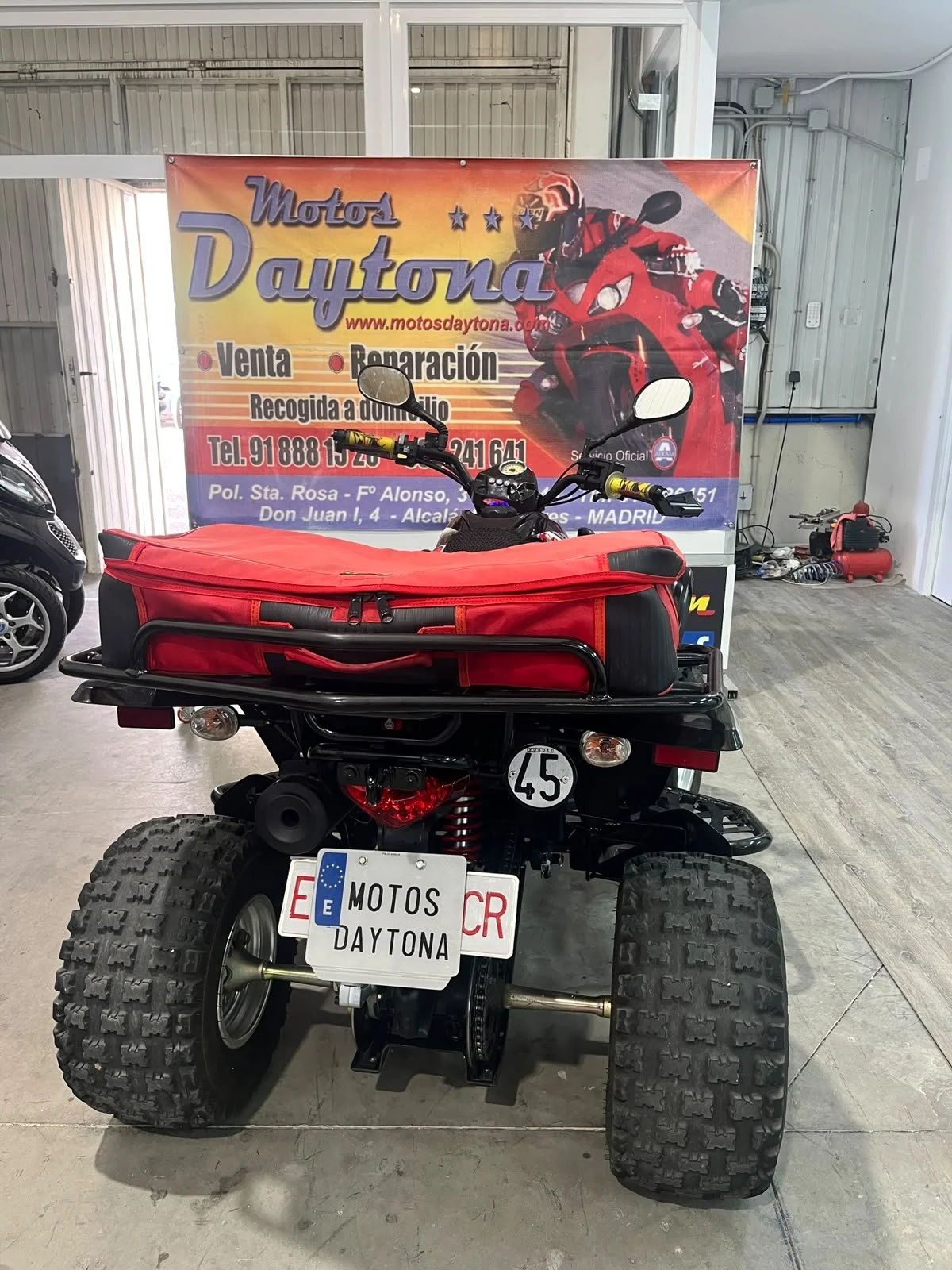 Kymco 250 07.jpeg
