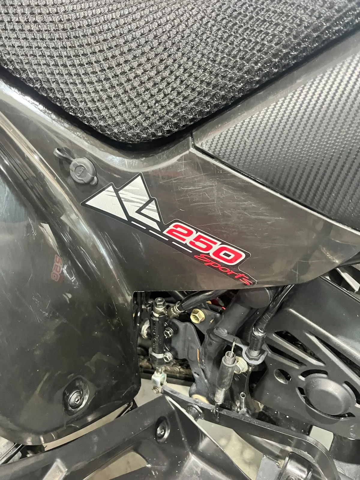 Kymco 250 16.jpeg