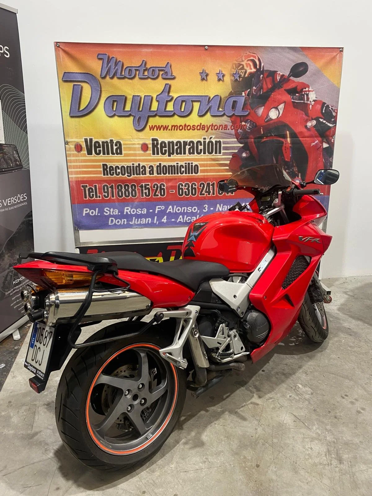 VFR800 06.jpeg