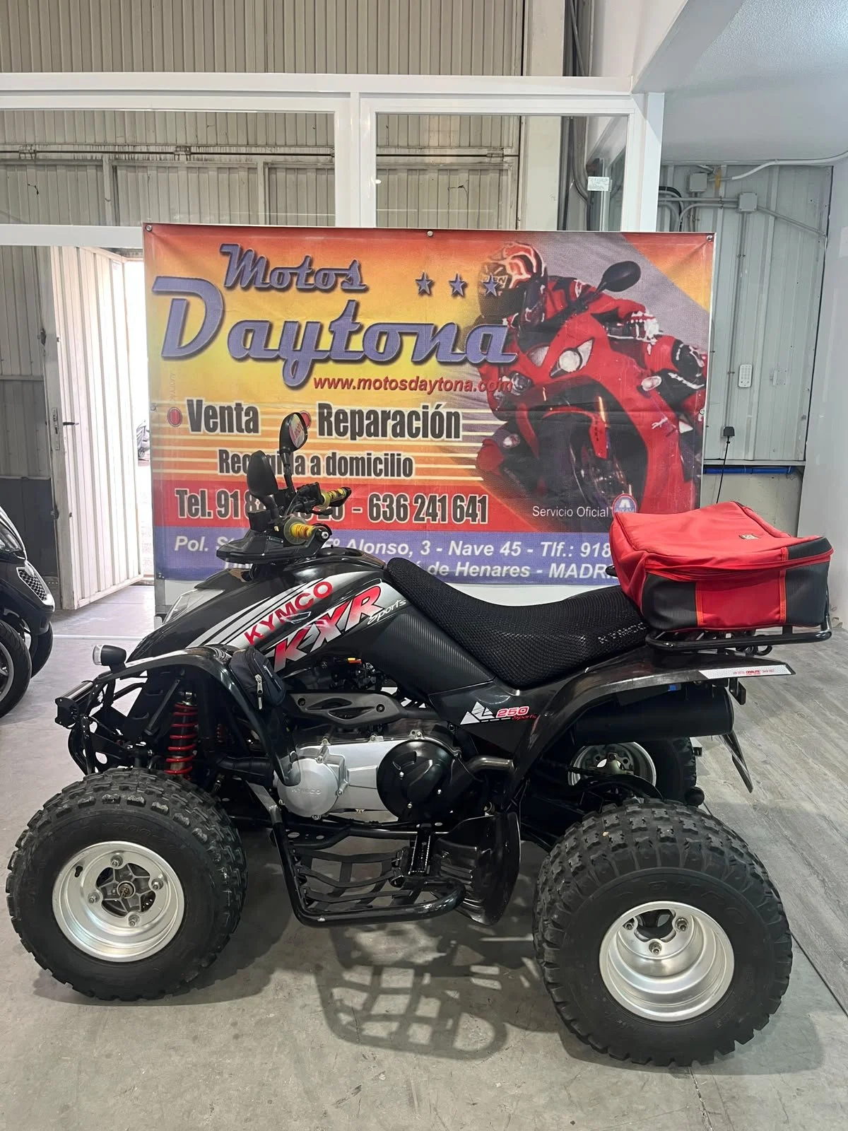 Kymco 250 03.jpeg
