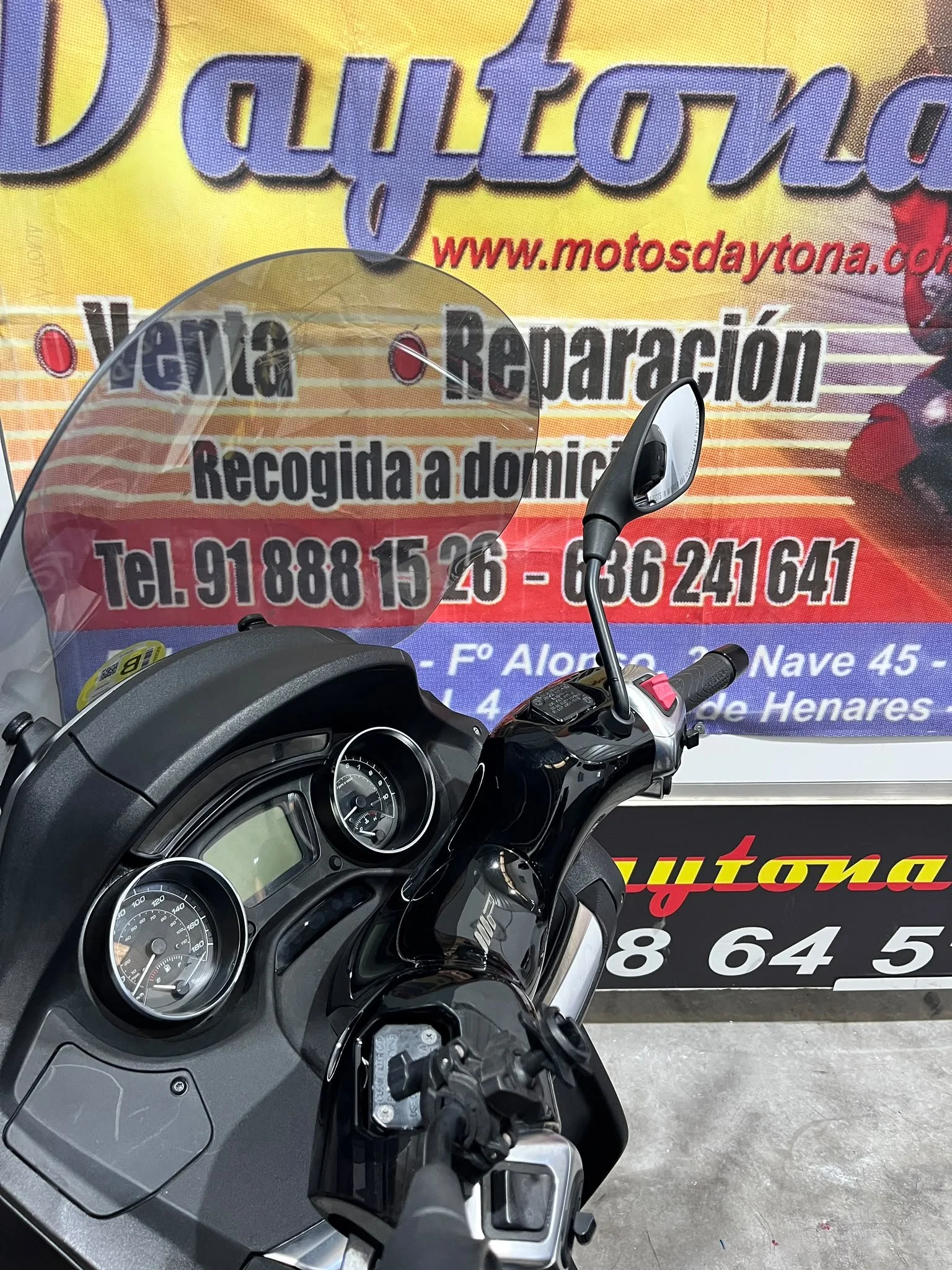 Piaggio MP3 500 Lt - 09.jpeg
