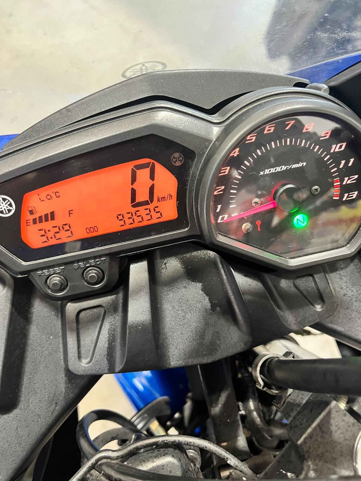 Yamaha XJ6 año 2010 azul 2261 GTL 09.jpeg