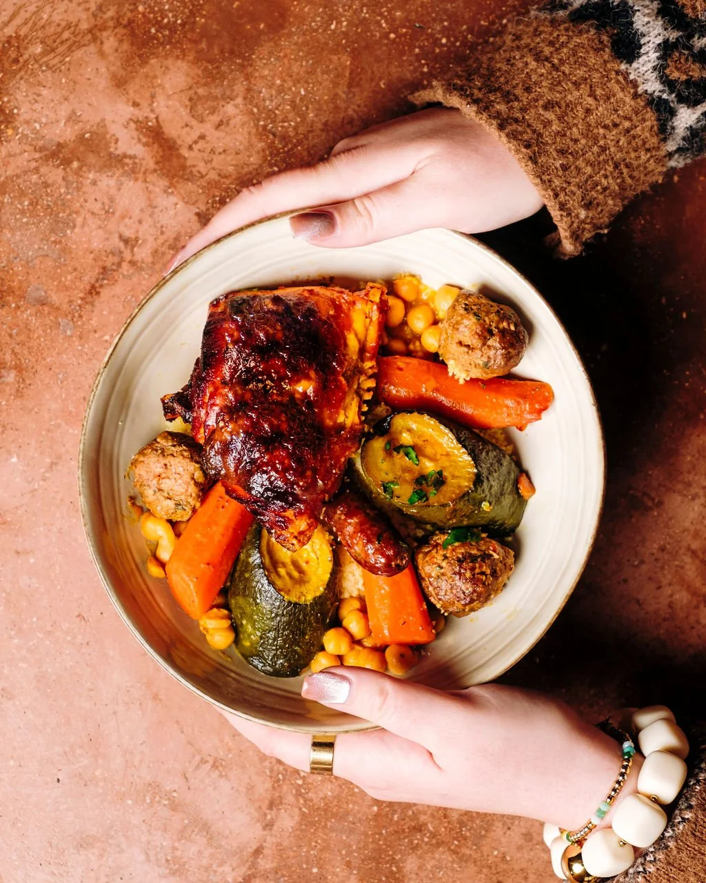 Stylisme culinaire plats marocains, photographe food Pau, shooting restaurant Lescar