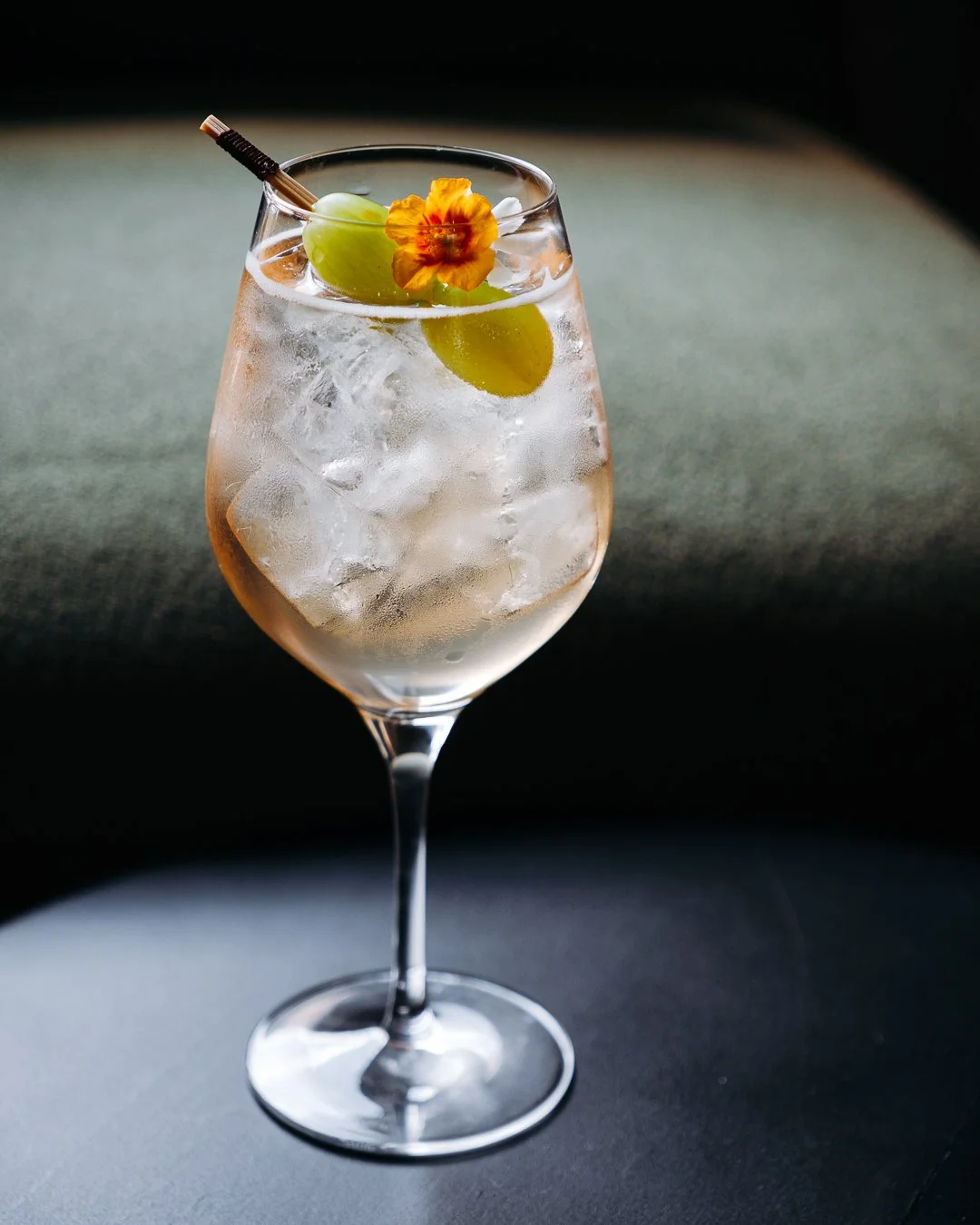 Série de photos cocktails haut de gamme pour la stratégie digitale de la maison Lionel Osmin à Pau