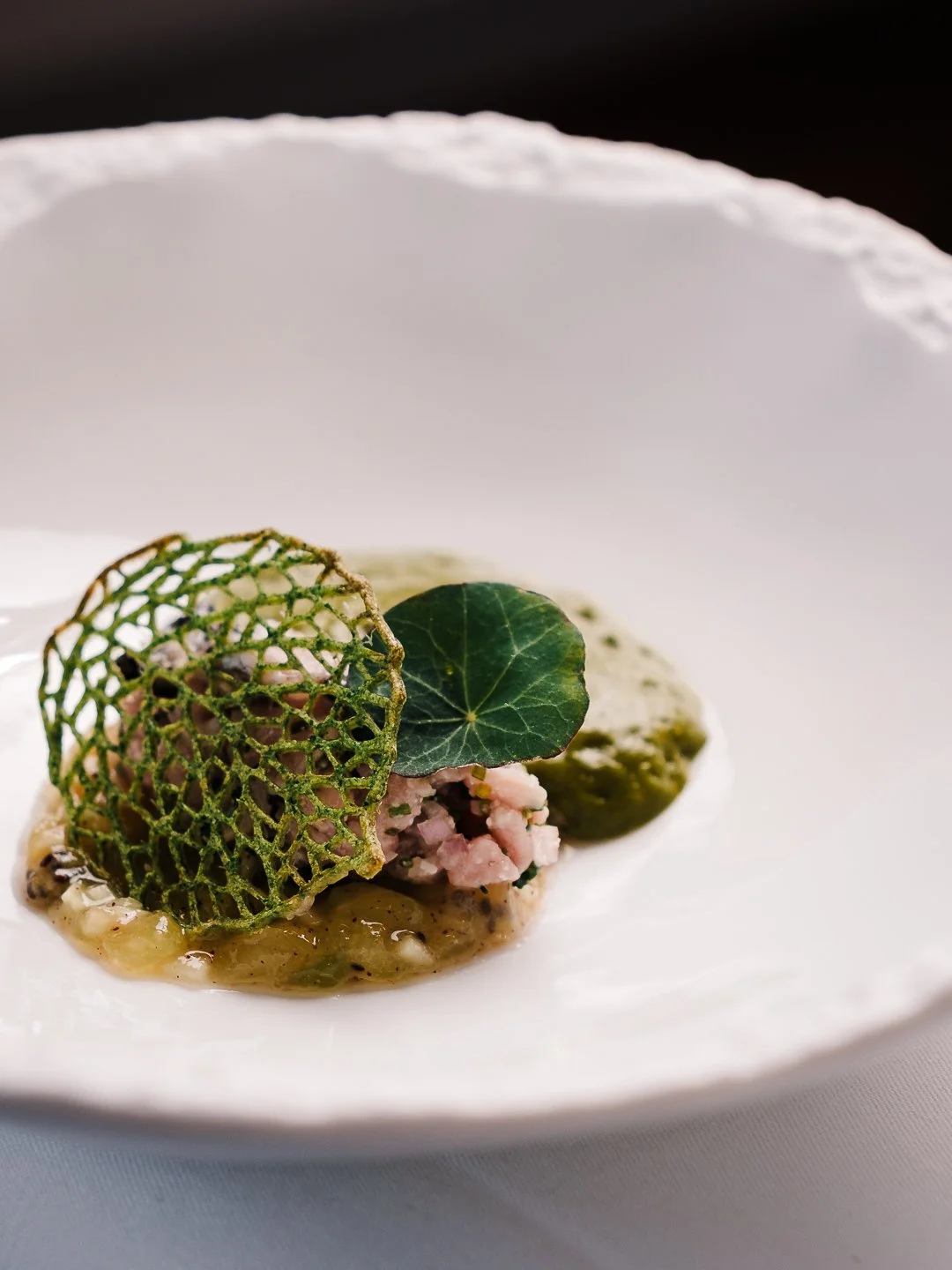 Assiette gastronomique avec tartare, l'Esberit Pau.