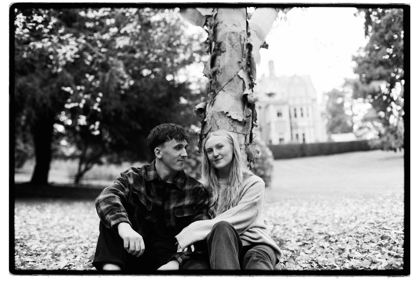 Today marks our seven year anniversary 🤍 

(Photo by the wonderful Tara @upontheheathphotography)