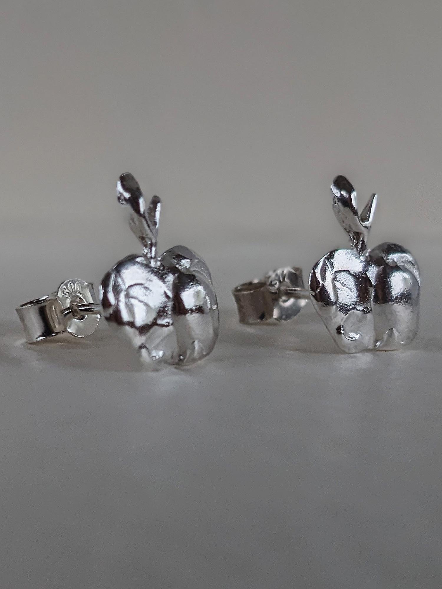 silver_apple_studs_3_KH.jpg
