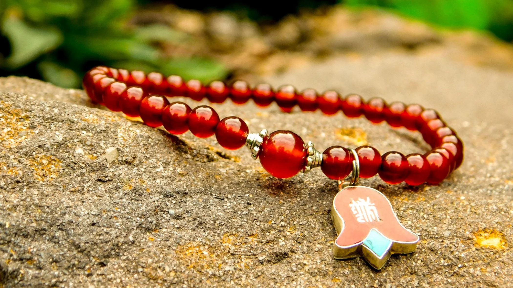 Enhancing Well-Being Through Carnelian: 6 Benefits for Veterans