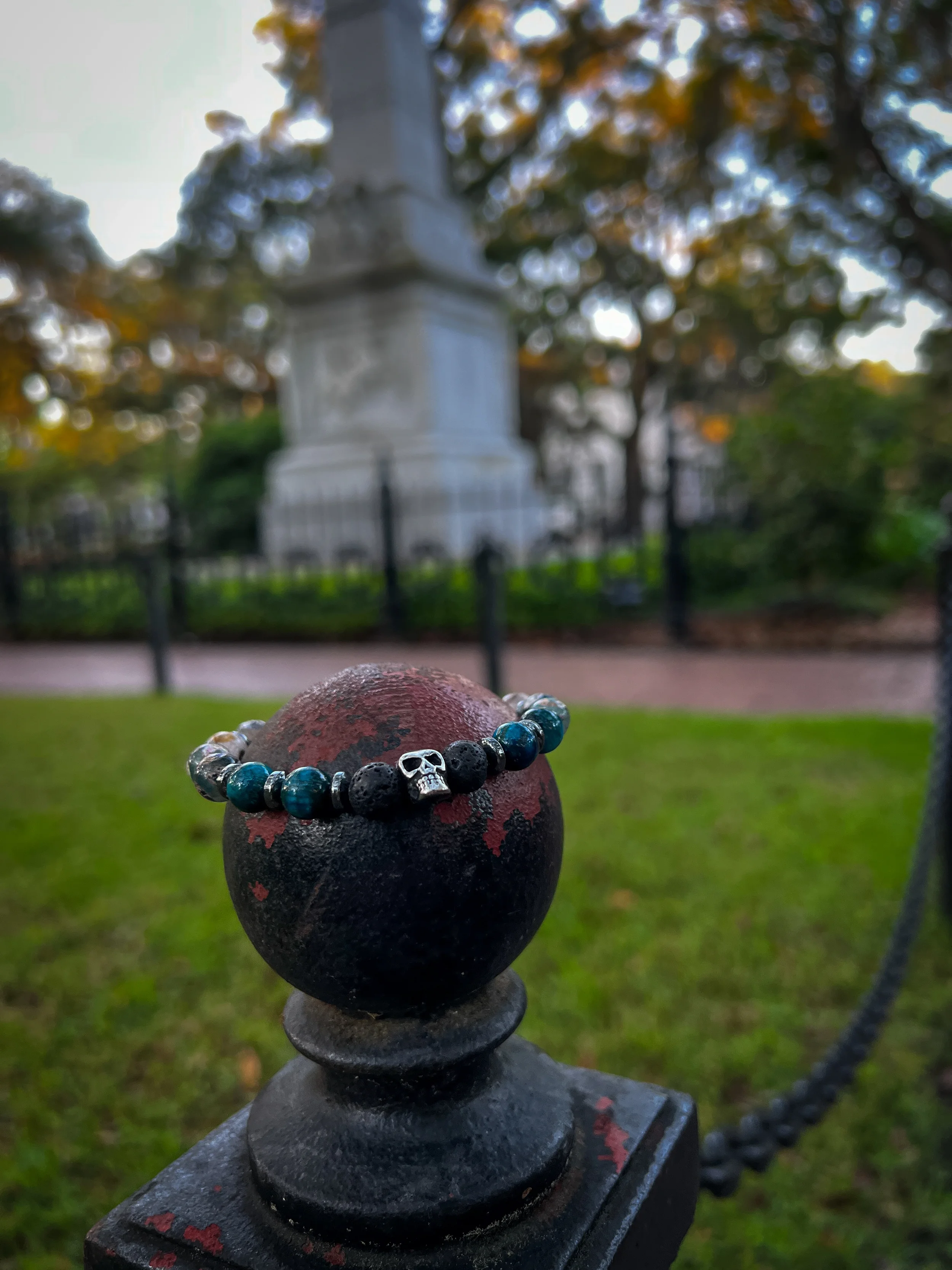 Mala-for-Vets-dzi-lava-hematite-turquoise-tiger-eye-skulls-savannah.webp