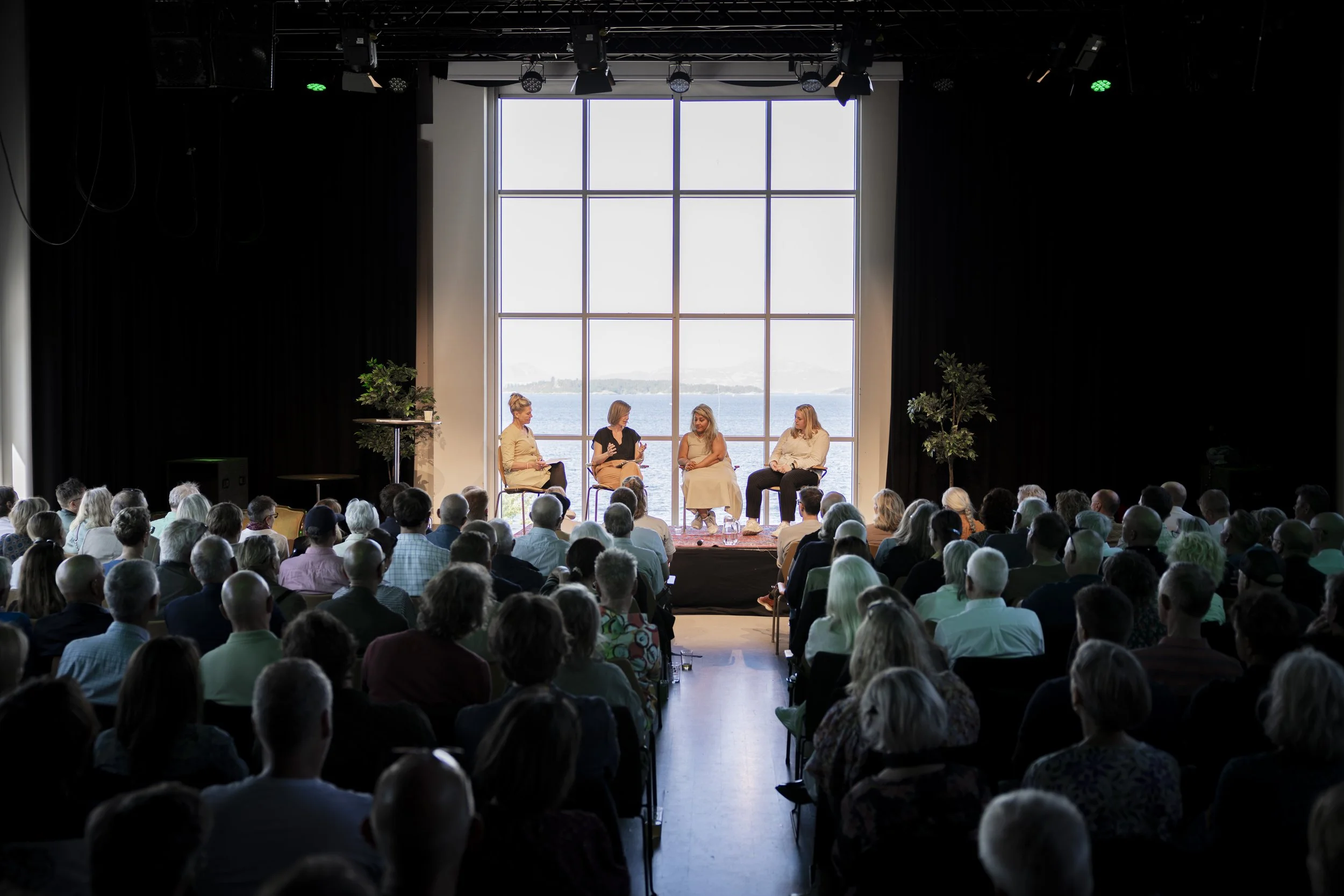 wonderful world_83.jpg