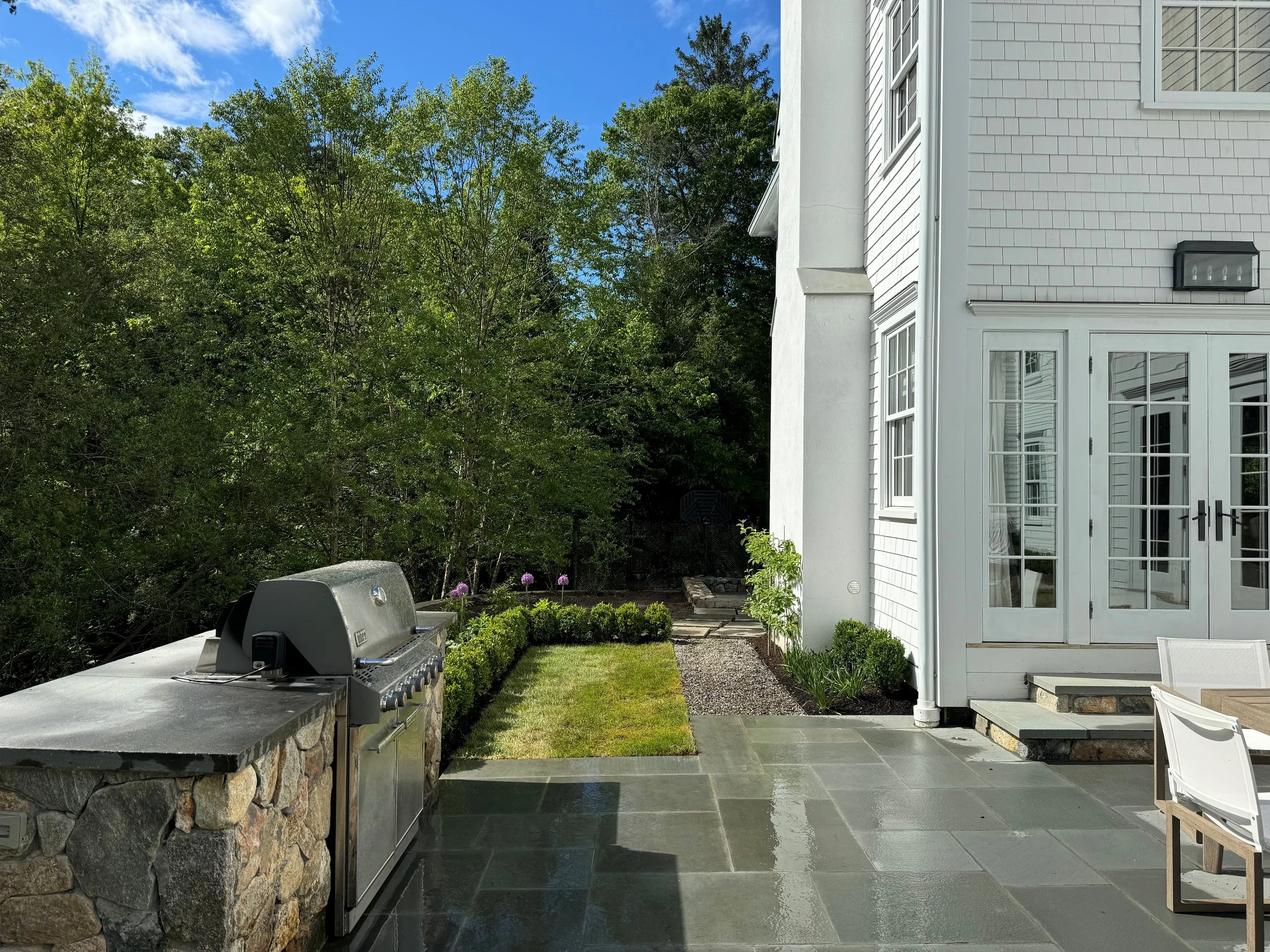 Gro Pro Landscaping Lawn Services Greenwich, CT.jpg