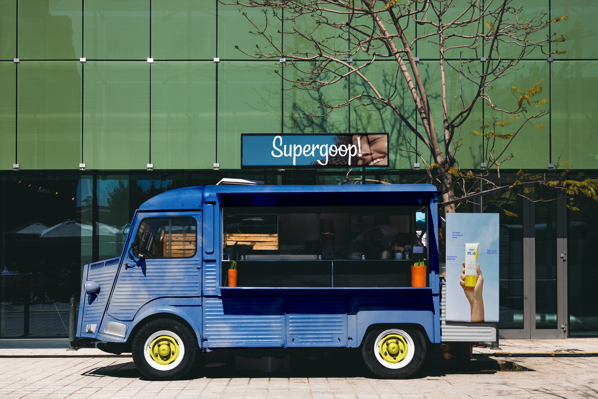 Vintage Food Truck Mockup.png