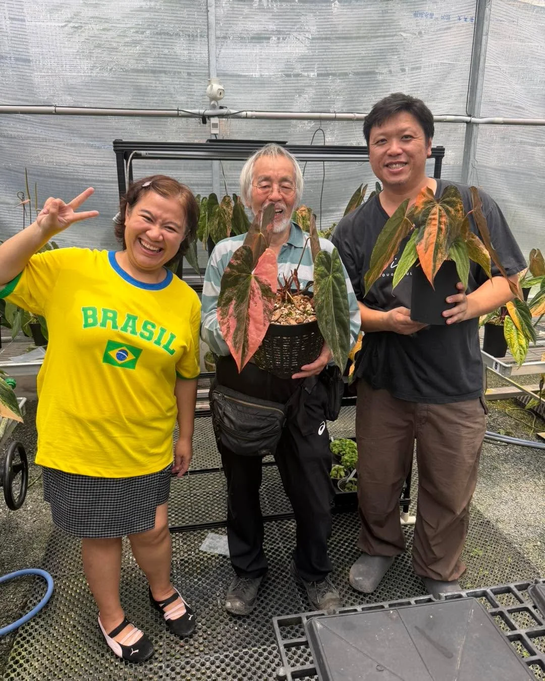 Welcome Mr.Kunzo to our nursery. So great to see you in Thailand and most specifically in our nursery. See you in Osaka again. At the next coming expo.
.
kunzo_n
#plantlover  #plantmakespeoplehappy