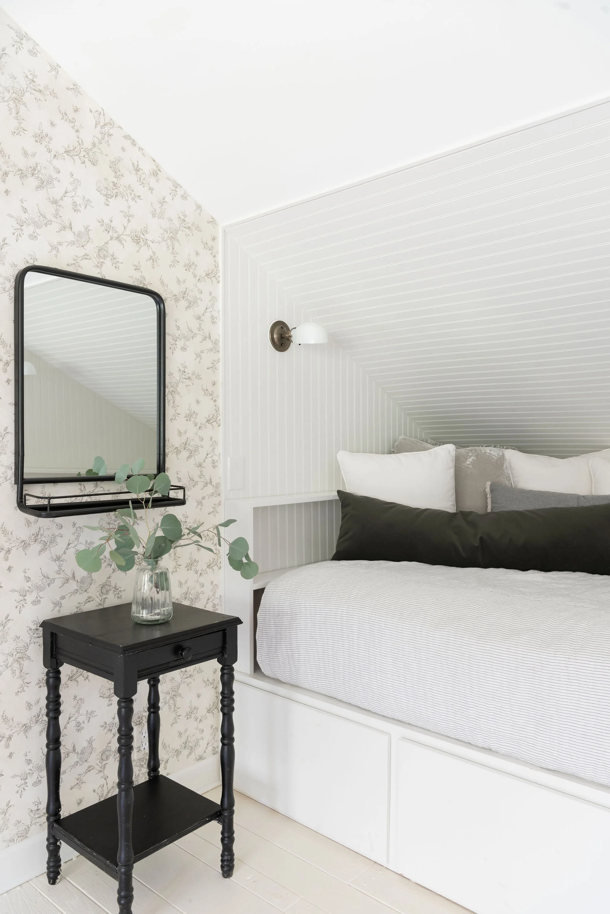 Reno Upstairs - Brentwood 2.jpeg